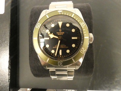 Lot 2087 - Tudor Black Bay 79230G-0001 wristwatch with...