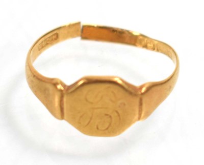 Lot 513 - An 18ct yellow gold and platinum highlighted...