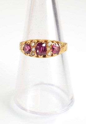 Lot 514 - A late 19th century 15ct yellow gold ring set...