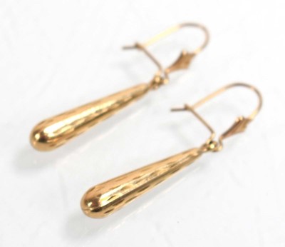 Lot 528 - A pair of 9ct yellow gold ear pendants of...