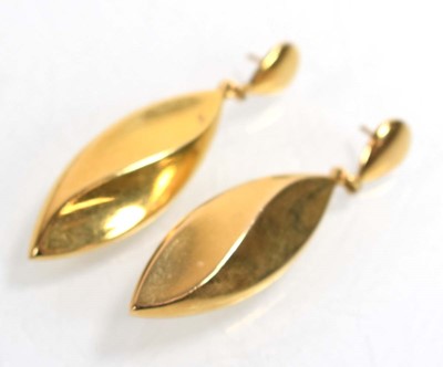 Lot 528 - A pair of 9ct yellow gold ear pendants of...
