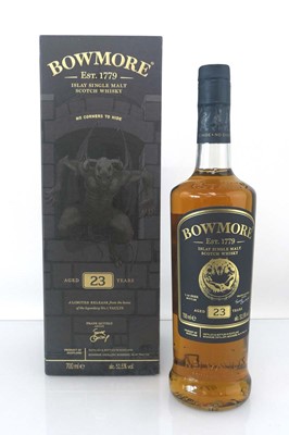 Lot 20 - A bottle of Bowmore "No Corners to hide" 23...