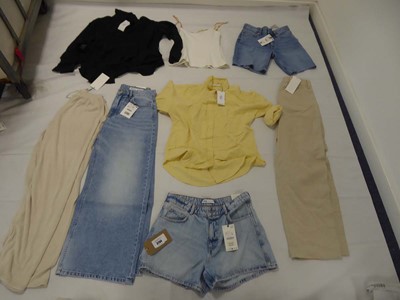 Lot 3734 - Selection of Zara & Sister Companies clothing