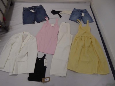 Lot 3735 - Selection of Zara & Sister Companies clothing