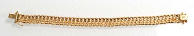 Lot 537 - A 9ct yellow gold double curblink bracelet, l....