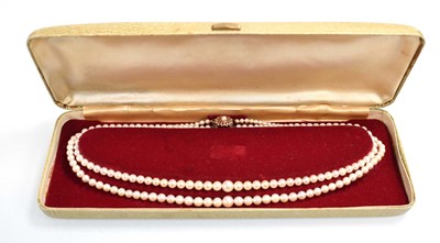 Lot 546 - A double strand graduated cultured pearl...