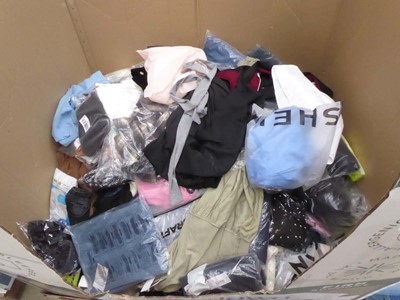 Lot 3753 - Pallet containing mixed ladies and men's clothing