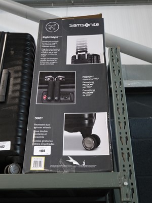 Lot 1101 - Samsonite suitcase and carry on in box