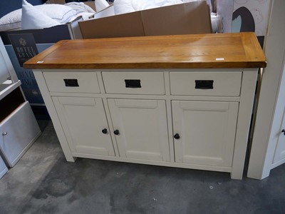 Lot 1260 - Oak topped and cream set comprising a dresser...