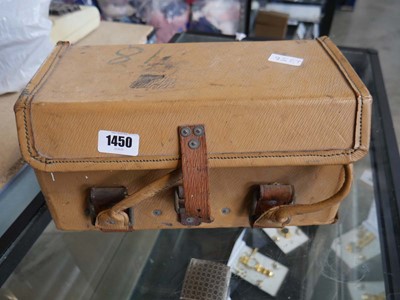 Lot 1450 - Small leather military ammunition case