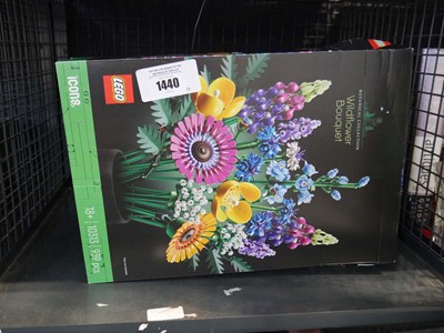 Lot 1440 - Lego Icons Wildflower Bouquet in box