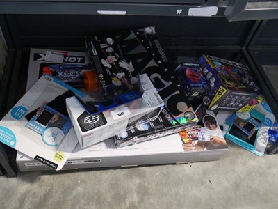 Lot 1445 - Quantity of boxed games incl. Hot Shot, Plinko,...
