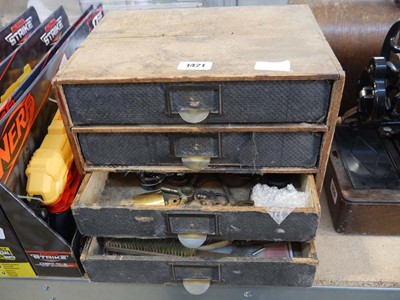 Lot 1421 - Mini 4 drawer unit with contents of clock and...