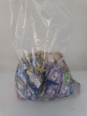 Lot Bag containing a large qty of assorted Pokémon...