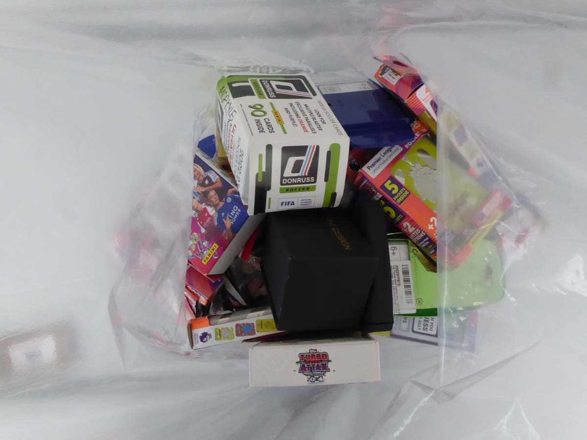 Lot Bag containing a large qty of assorted...