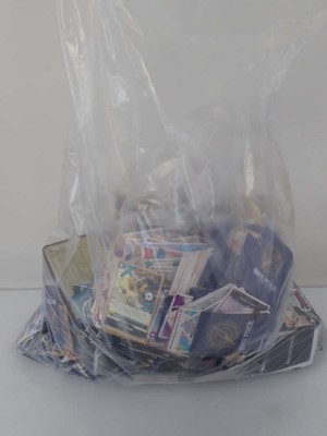 Lot Bag containing qty of Magic The...