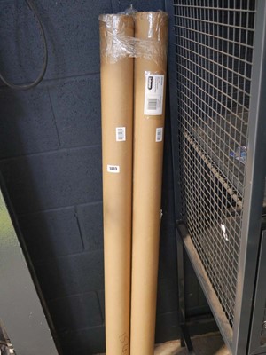 Lot 1433 - 3 aerial masts