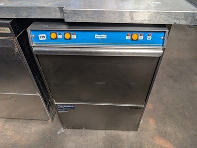 Lot 229 - 58cm wash rite X700A undercounter drop front...