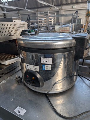 Lot 237 - Large Buffalo rice cooker