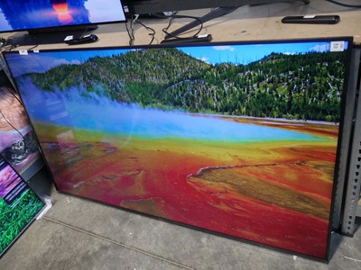 Lot 1322 - Hisense 75" TV