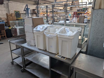 Lot 6 - 138cm stainless steel preparation station with...
