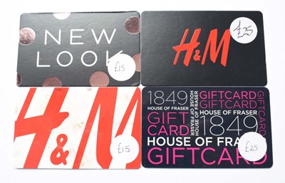 Lot 93 - Various : Fashion & Beauty (x4) - Total face...