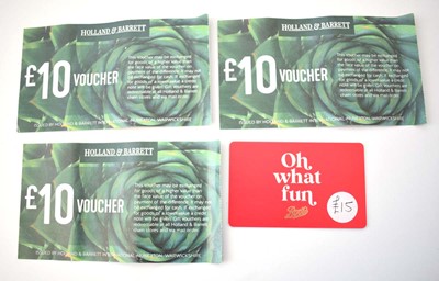 Lot 116 - Various : Fashion & Beauty (x2) - Total face...