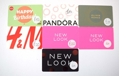 Lot 117 - Various : Fashion & Beauty (x7) - Total face...