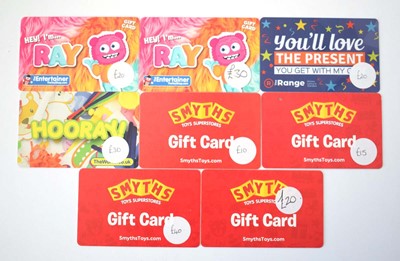 Lot 195 - Various : Children & Toys (x8) - Total face...