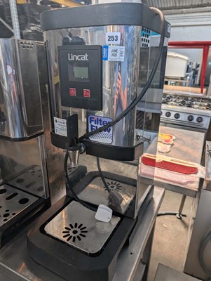 Lot 253 - Lincat auto feed hot water boiler