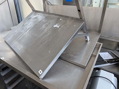 Lot 39 - 2 90cm stainless steel wall mount shelves with...