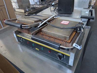 Lot 55 - 54cm electric Buffalo double sided contact grill