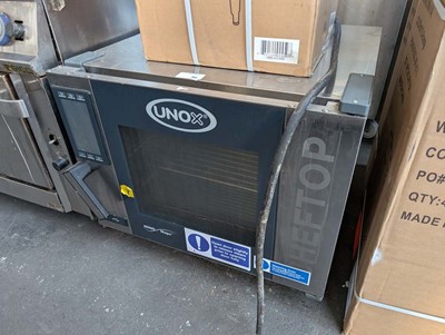 Lot 65 - 75cm electric Unox 5 grid combination oven