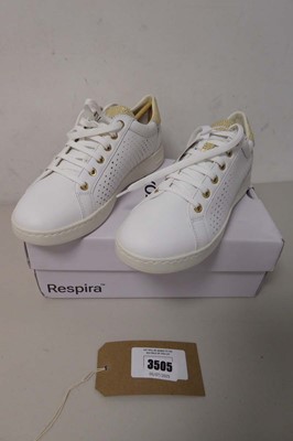 Lot 3505 - Boxed pair of ladies Geox Jaysen sneakers,...