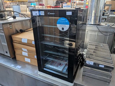 Lot 81 - 40cm Candy benchtop display fridge