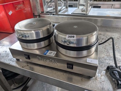 Lot 309 - 40cm electric Dualit double waffle machine