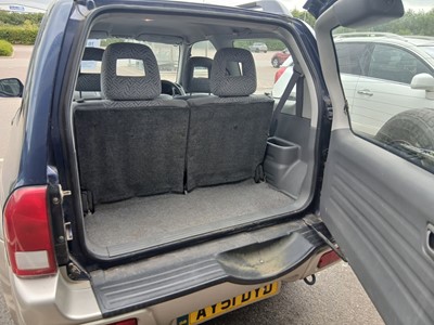 Lot 4003 - (AY51 DYD) 2001 Suzuki Grand Vitara 16V SE...