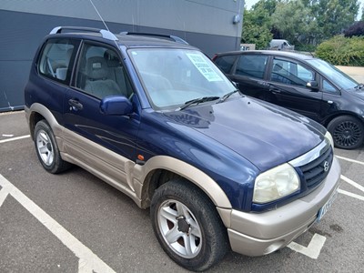 Lot 4003 - (AY51 DYD) 2001 Suzuki Grand Vitara 16V SE...