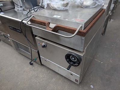 Lot 368 - 60cm gas Falcon tilt brat pan