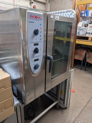 Lot 387 - 85cm electric Rationale combi master 10 grid...