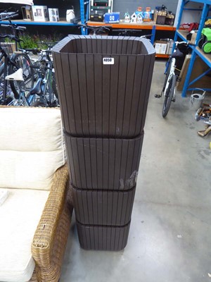Lot 4050 - Four plastic Keter garden plant pots