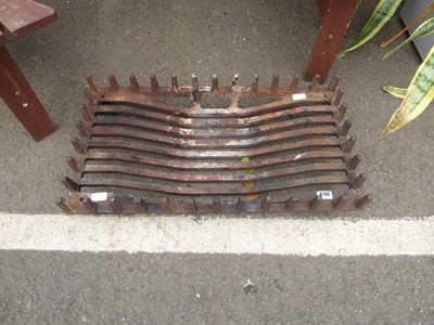 Lot 4130 - Cast iron fire basket