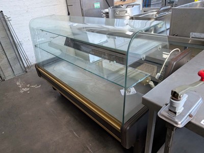 Lot 168 - 150cm refrigerated serve over counter