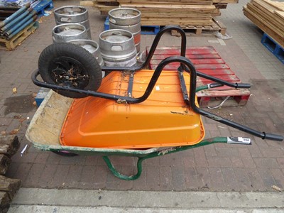 Lot 4150 - 2 wheelbarrows