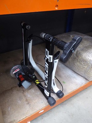 Lot 4083 - Volare bicycle trainer