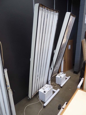 Lot 4116 - A Suntime 240 volt sunbed with control panel box