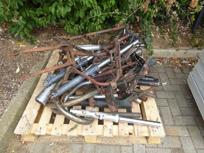 Lot 4170 - Pallet containing a quantity of motorbike...