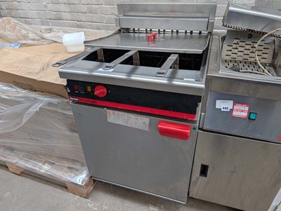 Lot 443 - 60cm Bartlett single tank fryer with 3 baskets