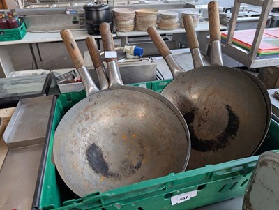 Lot 467 - Box of 7 wooden handle woks