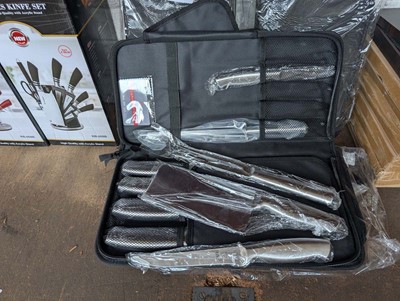 Lot 575 - 9 piece Samurai Japanese style knife set in...